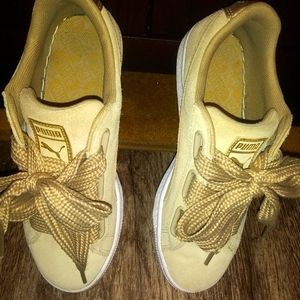 PUMA Suede/Tan Sneakers